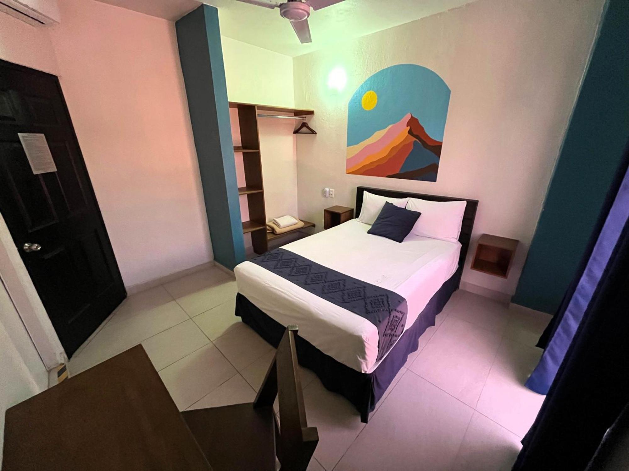 Hotel Juarez 70 Colima Exterior photo